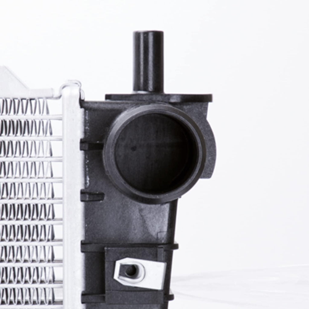 2136 Radiator Compatible with 1997-1998 Ford Expedition