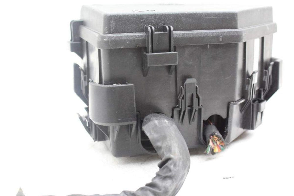 16 16 Enclave 23436806 Engine Fusebox Fuse Box Relay Control Unit