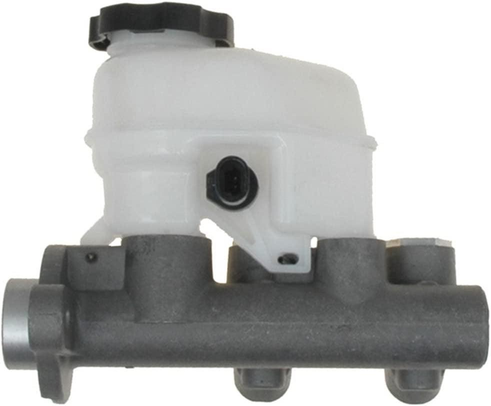 MC390982 Professional Grade Brake Master Cylinder