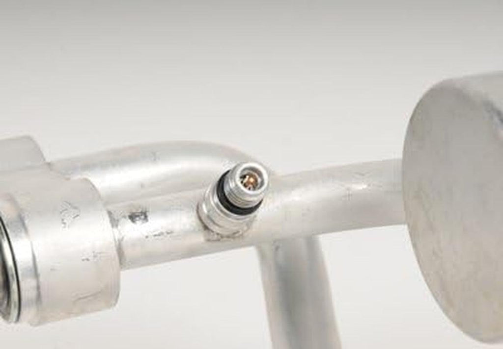 GM Genuine Parts 15-32465 Air Conditioning Compressor and Condenser Hose Assembly