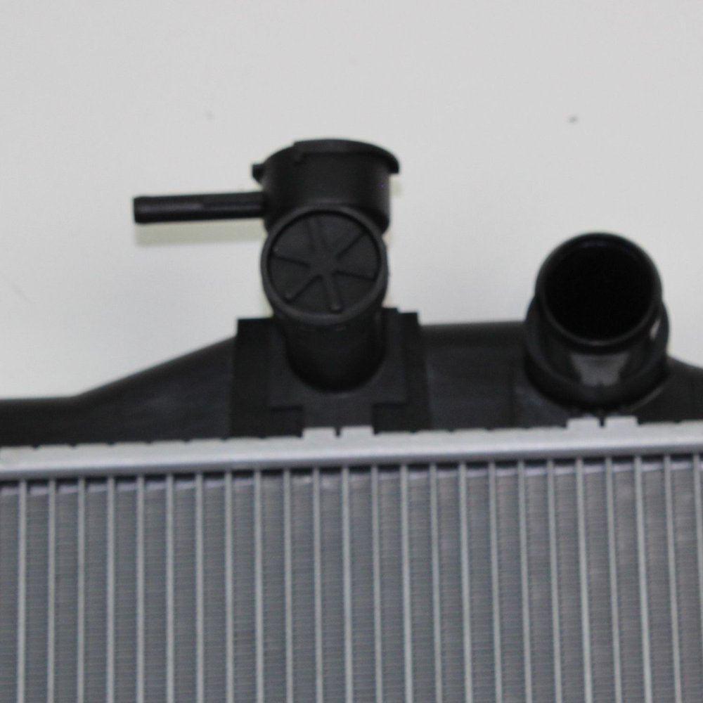 13127 Nissan Cube 1-Row Plastic Aluminum Replacement Radiator