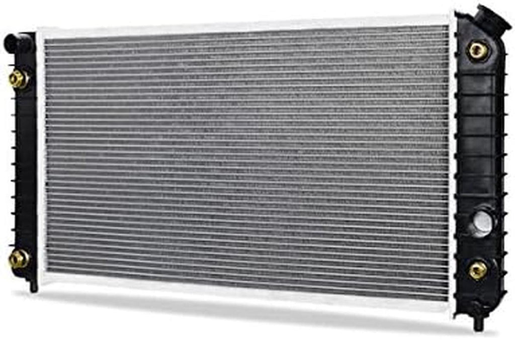 Plastic End-Tank Radiator Compatible with Chevrolet Blazer 1996-2005 / S10 1996-2004 / GMC Jimmy 1996-2001