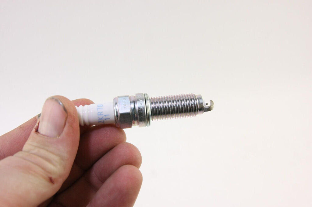 New Set of 4 NGK 7751 ILZKR7B11 Laser Iridium and Platinum Spark Plugs