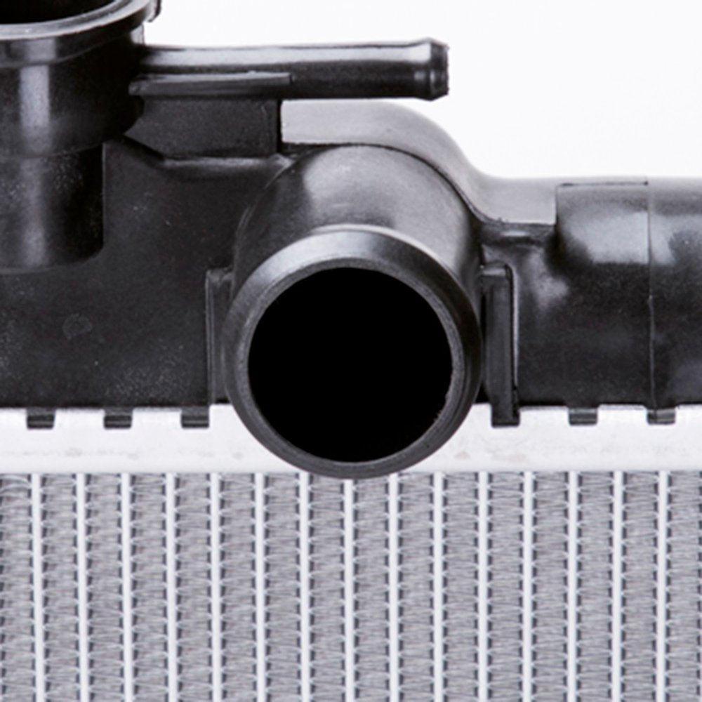2849 Plastic/Aluminum Radiator for 2004-2007 Toyota Highlander TO3010289