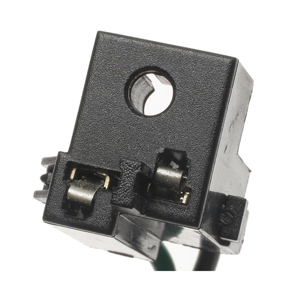Headlight Connector for Firebird, Metro, Alero, Century, Catera+More S-540