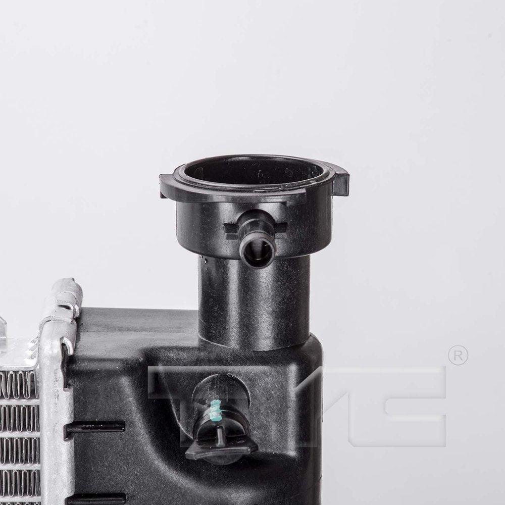 1693 Radiator Assembly for Select 95-00 Chevrolet GMC Models
