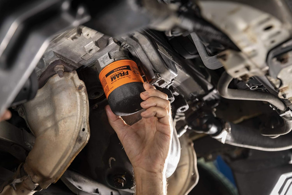 FRAM Ultra Synthetic XG7317 20K Mile Change Automotive Replacement Engine Oil Filter for Synthetic Oil Changes, Premium Vehicle Engine Protection Oil Filter for Select Vehicle Model Years