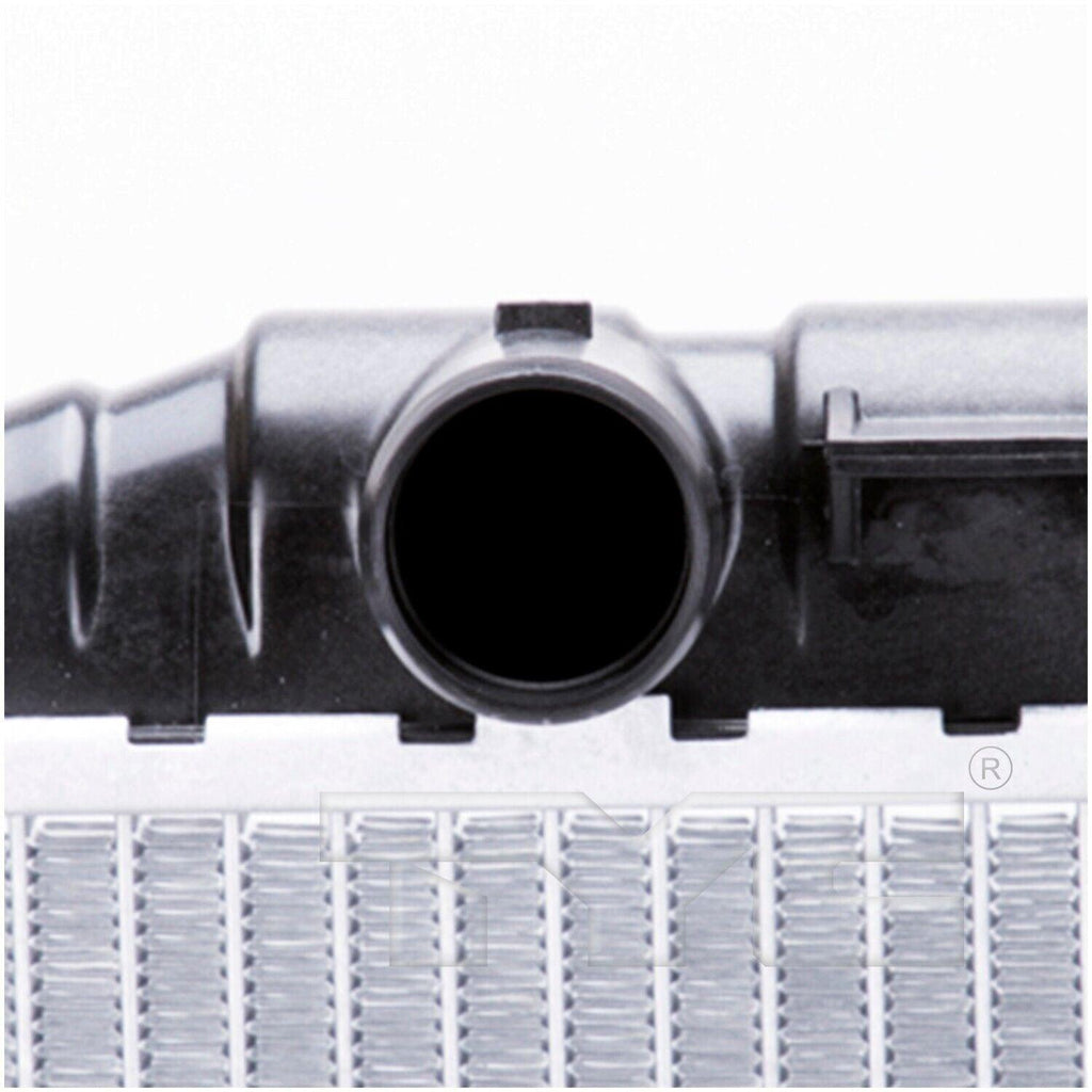 TYC Radiator for 01-06 Hyundai Santa Fe 2389