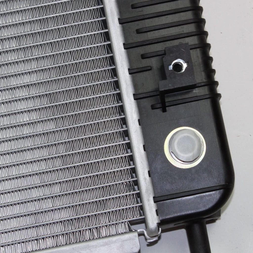 13103 Chevrolet Equinox 1-Row Plastic Aluminum Replacement Radiator