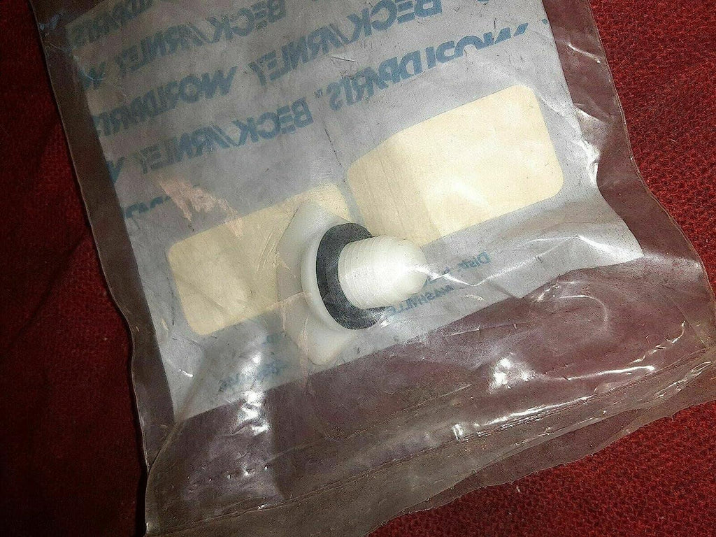 1370004 Auto Part