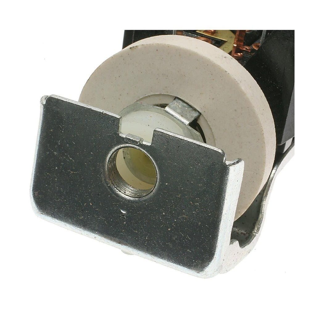 Headlight Switch for LTD, Courier, Fairmont, Fiesta, Mustang+More DS-195
