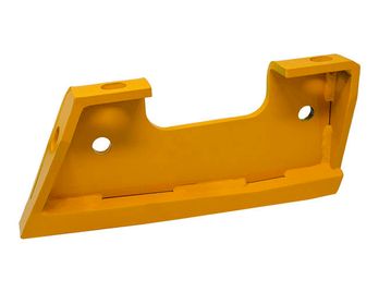 JOHN DEERE AFTERMARKET ­-­ AT113696 ­-­ GUARD, REAR R/H
