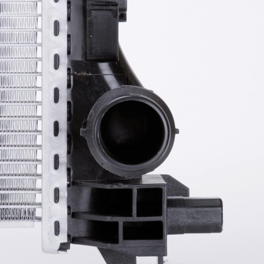 13533 Radiator Compatible with 2015-2020 Jeep Renegade