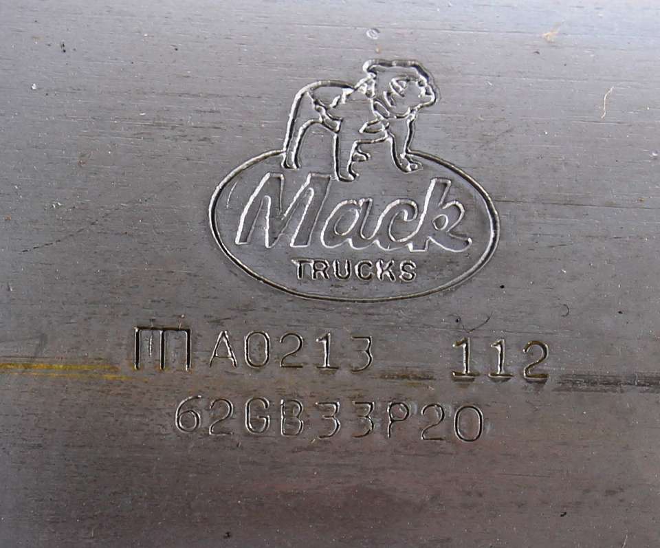 MACK - 62GB2382P20 - HALF SHELL BEARING RING