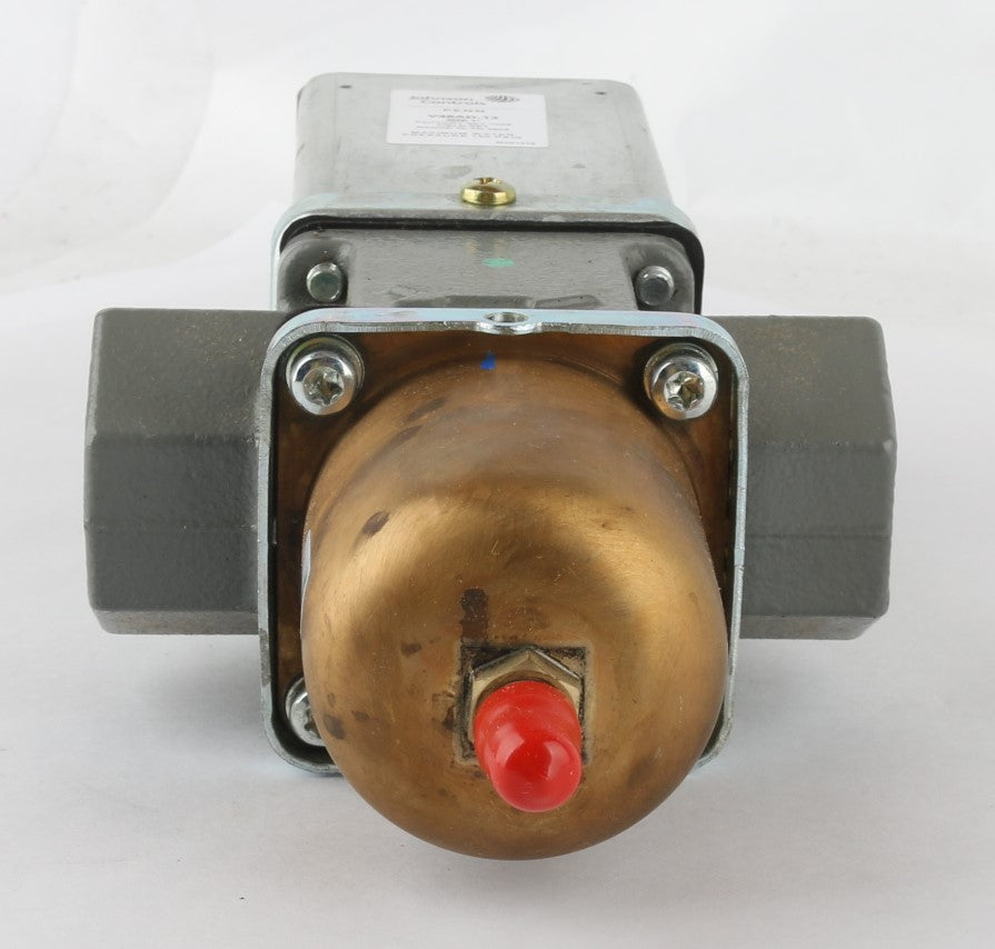 JOHNSON CONTROLS - V46AD-13C - WATER REGULATING VALVE