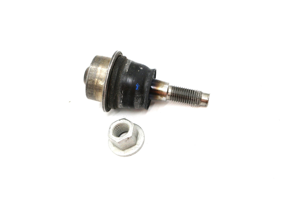 GM  - 19209396 - STUD KIT