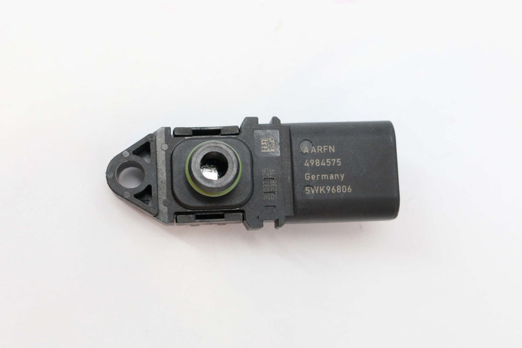 JLG - 4984575 - CRANKCASE PRESSURE SENSOR
