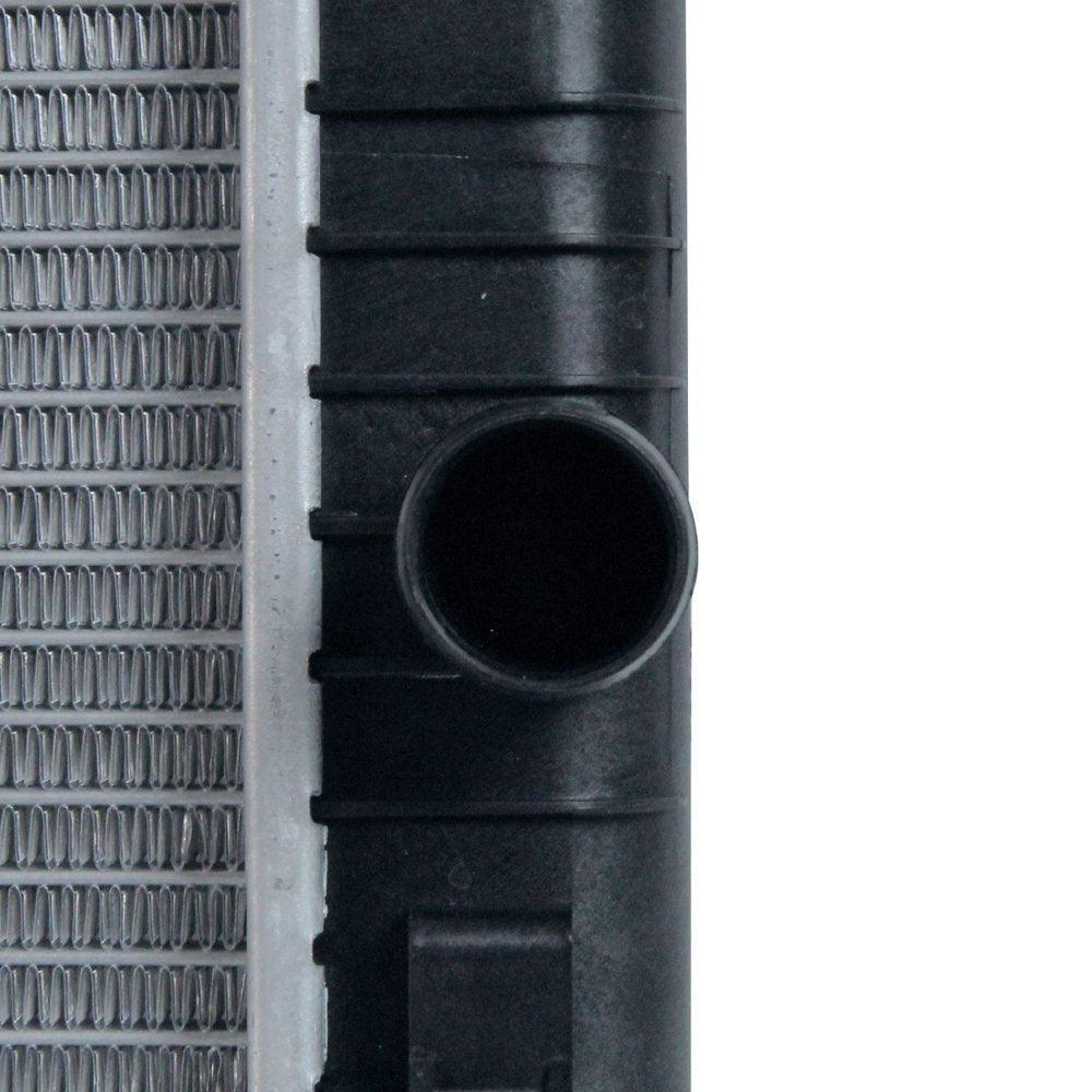 2039 for Oldsmobile/Chevrolet 1-Row Plastic Aluminum Replacement Radiator Fits 2001 Chevrolet Cavalier