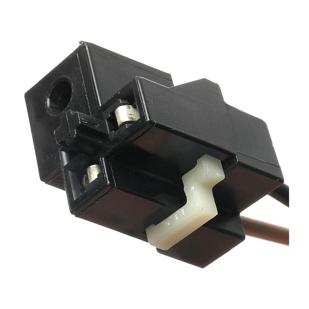 Headlight Connector for Firebird, Alero, Century, Catera, Deville+More S-541