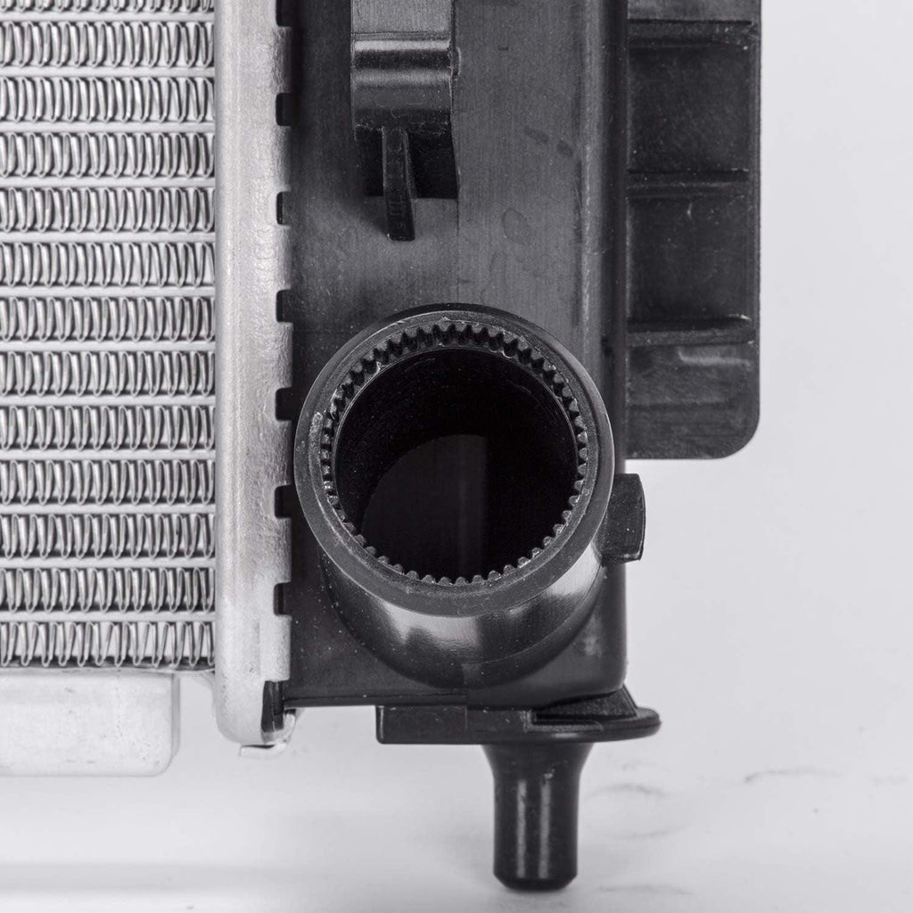 13085 Replacement Radiator for Hyundai Genesis