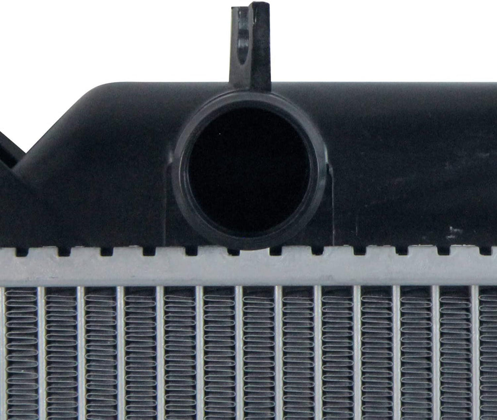 2933 Radiator Compatible with 2004-2006 Suzuki XL-7