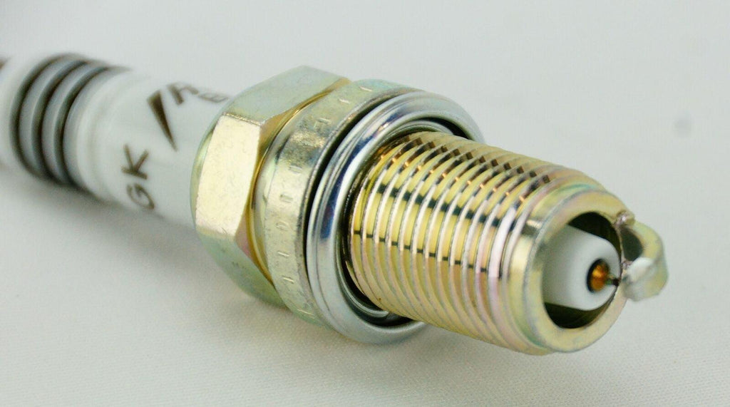 Set of 4 Genuine NGK 2667 Iridium IX Spark Plugs BKR7EIX Fast Free Shipping