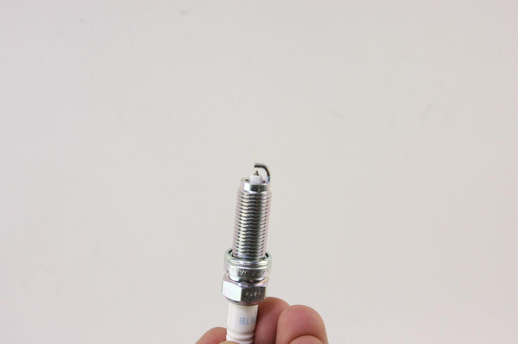 New Set of 4 NGK 7751 ILZKR7B11 Laser Iridium and Platinum Spark Plugs