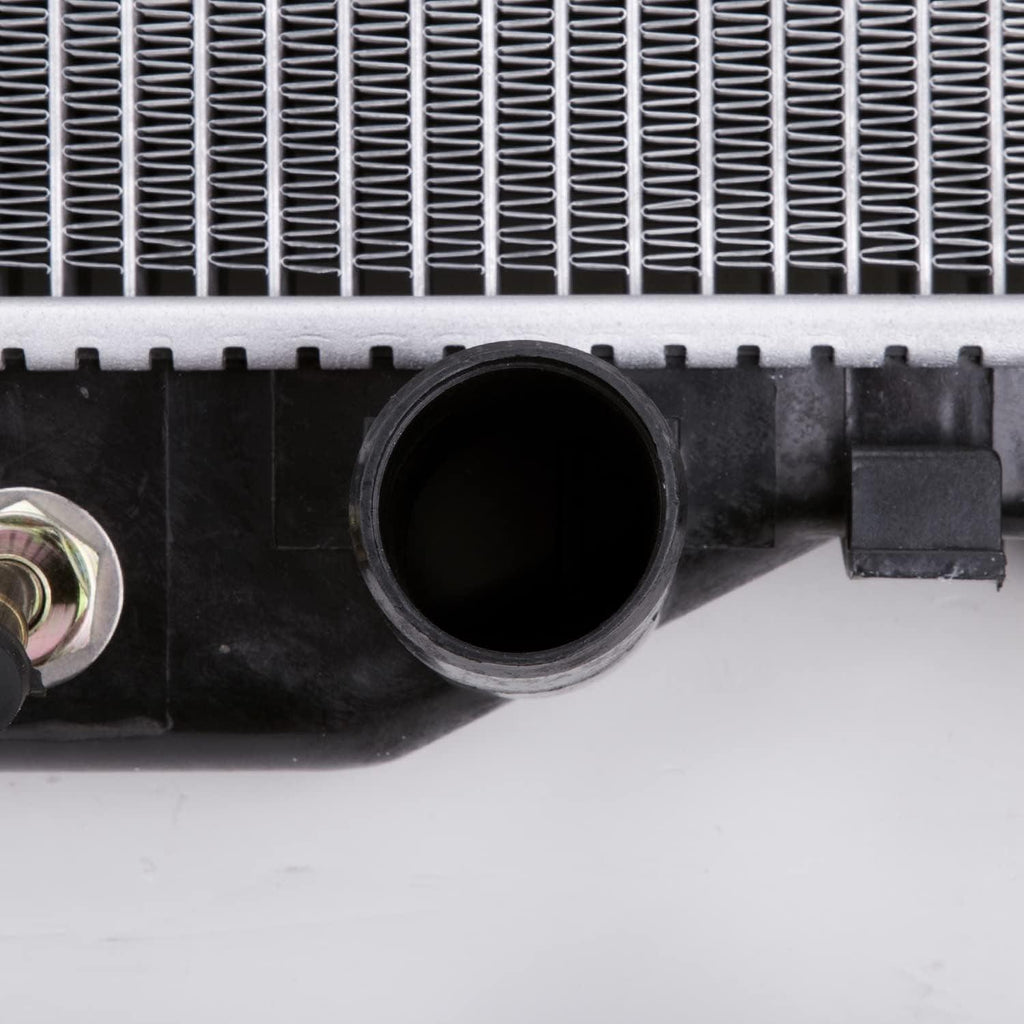 1918 Radiator Compatible with 1995-1997 Toyota Land Cruiser