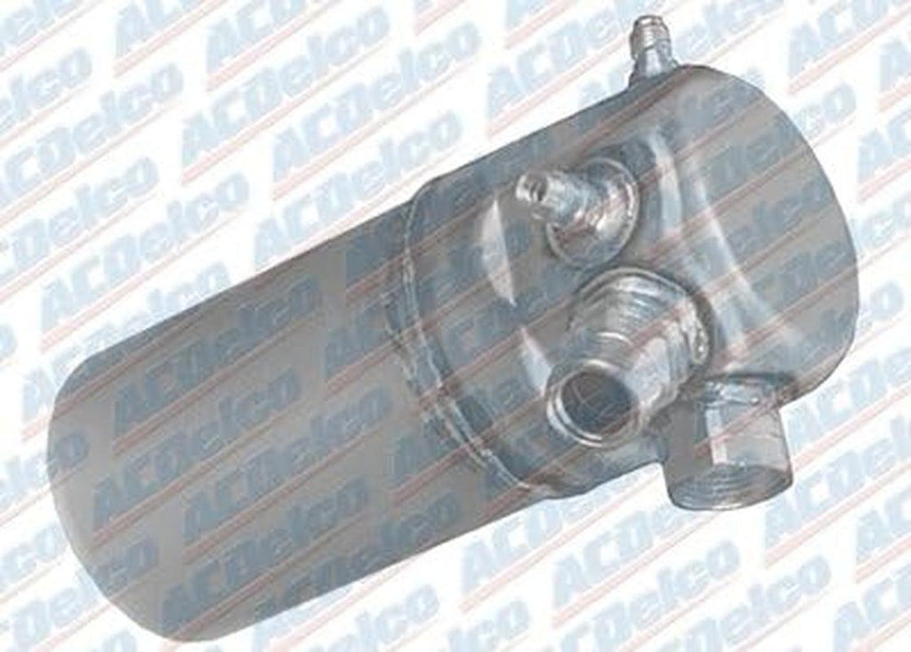 2724886 Air Conditioning Accumulator Assembly