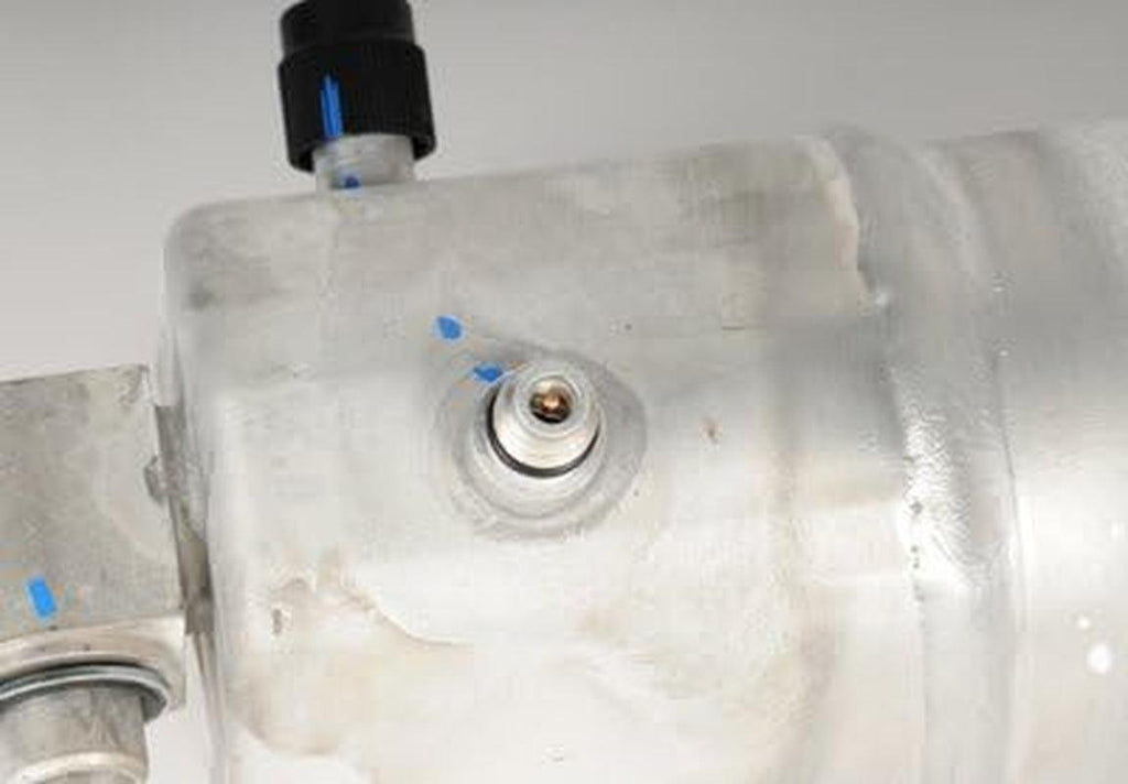 GM Genuine Parts 15-10345 Air Conditioning Accumulator