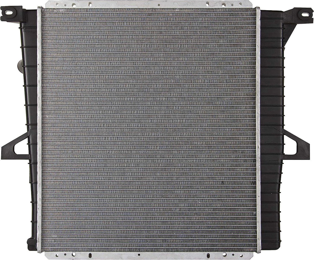 CU2470 Complete Radiator for Ford