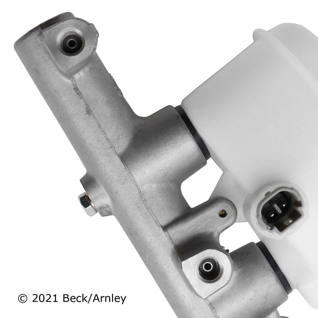 Beck Arnley Brake Master Cylinder for 00-06 Toyota Tundra 072-9385