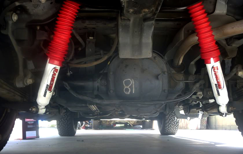 Rancho RS5000X Gas Shocks Set for 1996-2006 Jeep Wrangler 4WD TJ LJ
