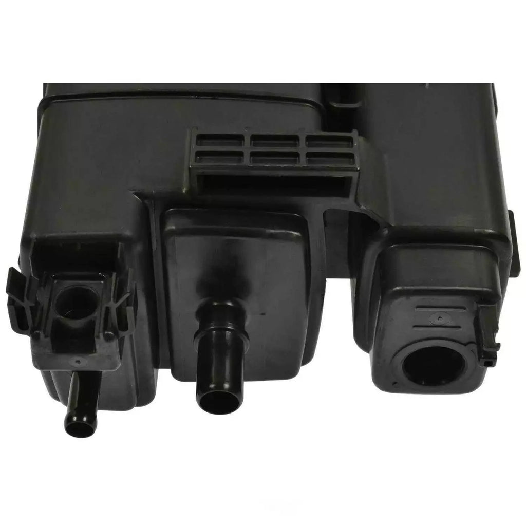Standard Motor Products fuel vapor canister CP3514 for Nissan Juke 2011-2016
